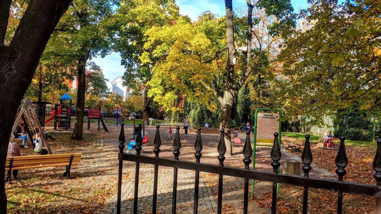 Apartament Chopin Gliwice Lägenhet Exteriör bild